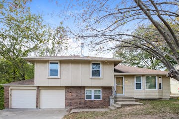 306 N Speck Ave Independence, MO 64056